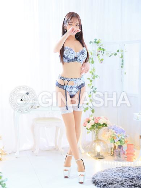夏宮レナ