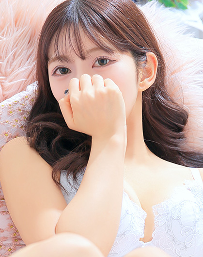 白羽ウララ さん